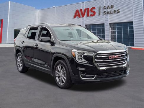 Used 2024 GMC Terrain SLT image 3