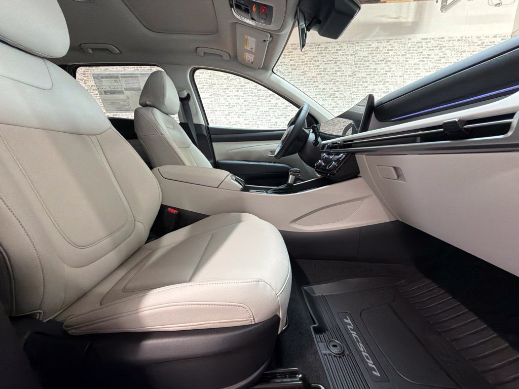 New 2026 Hyundai Tucson SEL FWD image 12