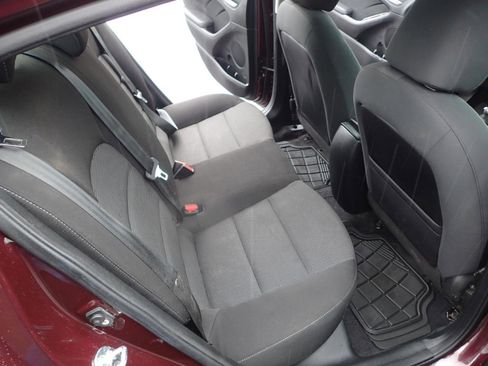 Used 2018 Kia Forte LX FWD image 10