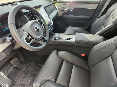 New 2026 Volvo XC90 T8 Ultra w/ Lounge Package image 7