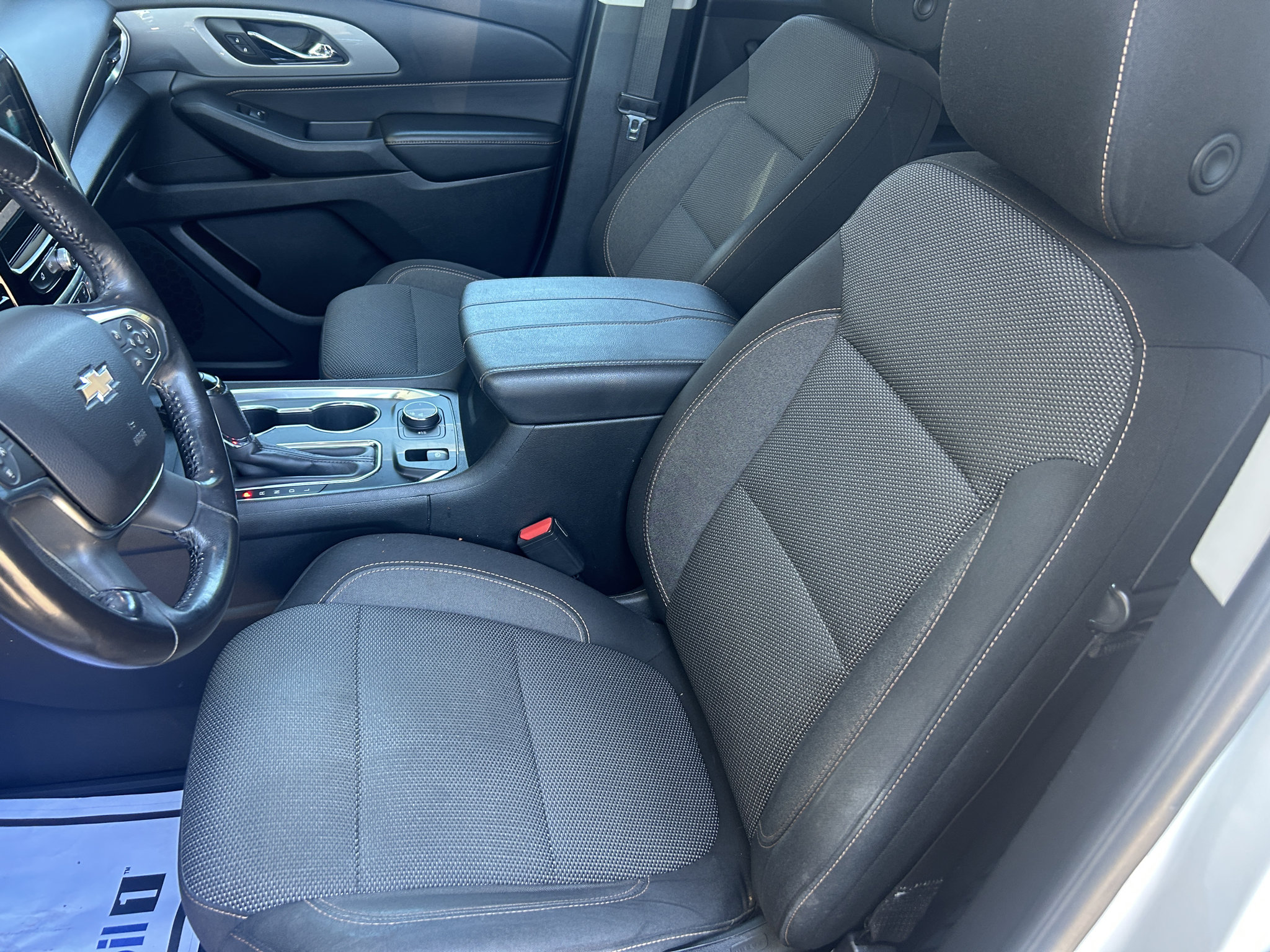 Used 2018 Chevrolet Traverse LT FWD image 12