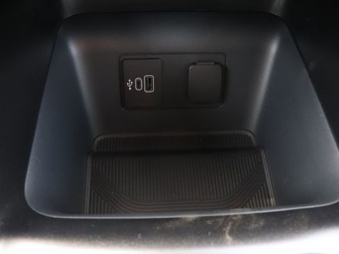 New 2026 Ford Explorer Active AWD/4WD image 22