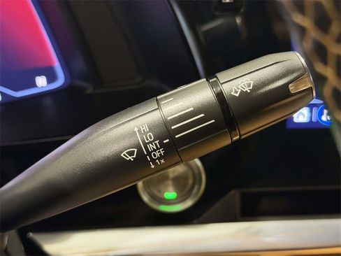 Used 2020 Chevrolet Corvette Stingray Premium Cpe w/ 3LT Preferred Equipment Group image 21