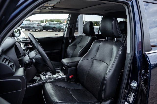 Used 2017 Toyota 4Runner Limited AWD/4WD image 28