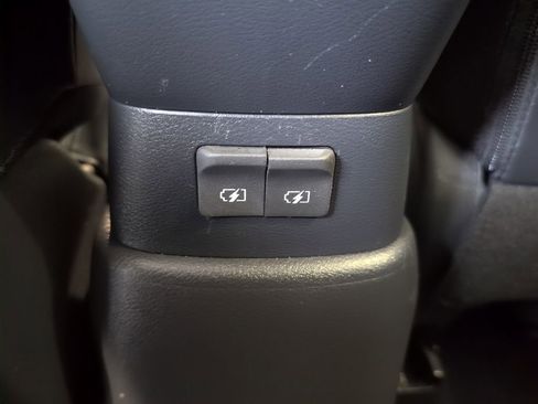 Used 2020 Nissan Kicks SR w/ SR Premium Package image 27