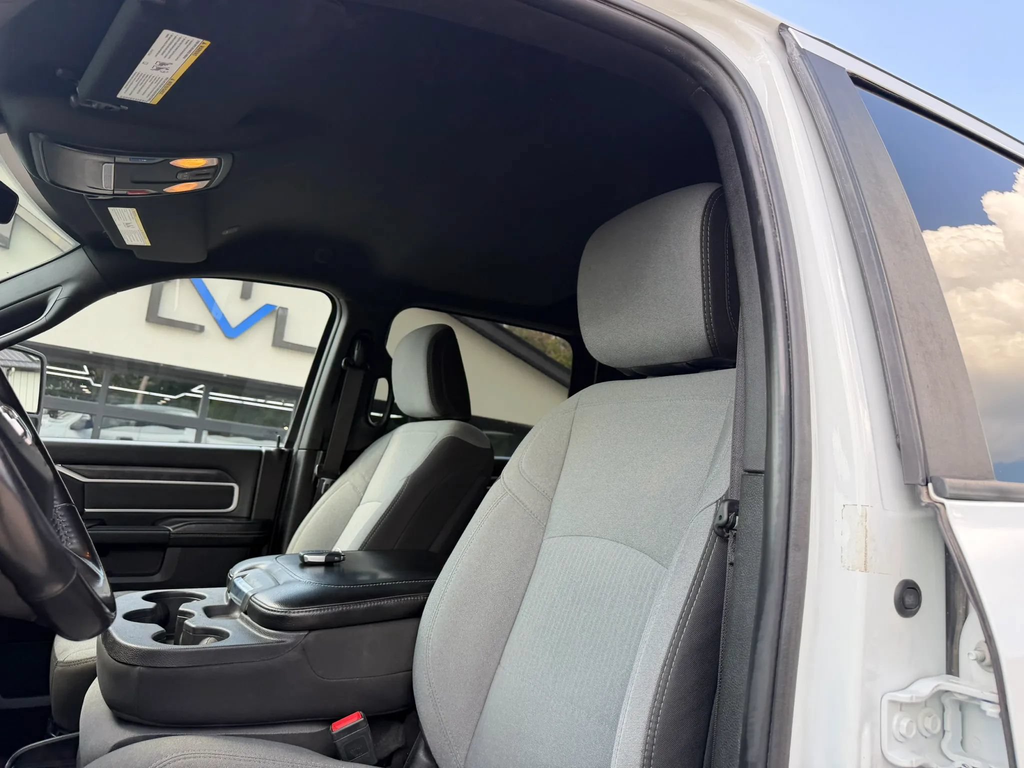 Used 2024 RAM 2500 Big Horn AWD/4WD image 16