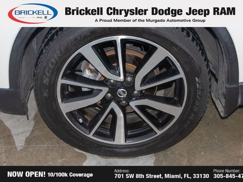 Used 2019 Nissan Rogue SL w/ Premium Package image 35