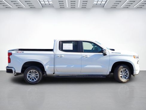 Used 2024 Chevrolet Silverado 1500 RST AWD/4WD image 11