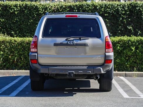Used 2003 Toyota 4Runner SR5 image 10