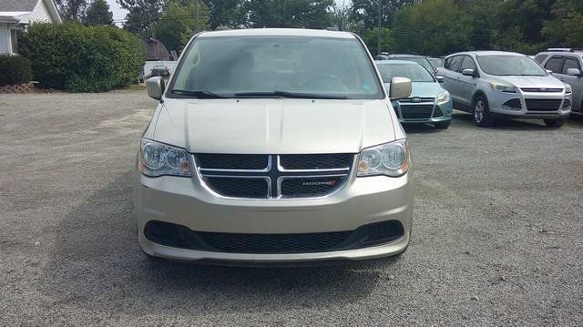 Used 2016 Dodge Grand Caravan SXT FWD image 10