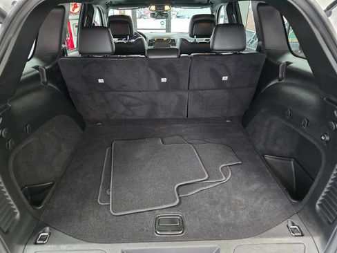 Used 2021 Jeep Grand Cherokee Limited w/ Premium Lighting Group image 30