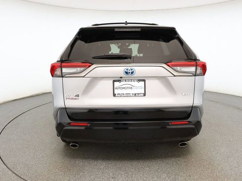 Used 2022 Toyota RAV4 XSE image 5