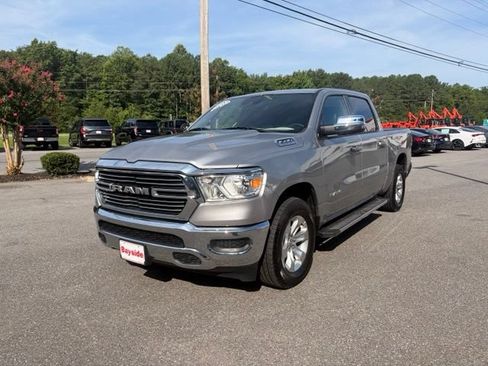 Used 2024 RAM 1500 Laramie AWD/4WD image 7