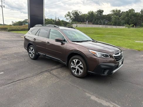 Used 2021 Subaru Outback Limited w/ Popular Package #2 AWD/4WD image 18