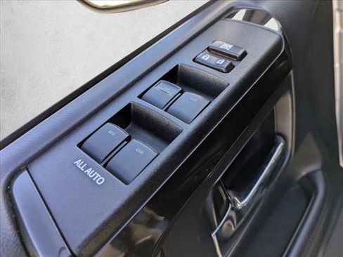 Used 2023 Toyota 4Runner TRD Off-Road image 10