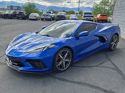 Used 2020 Chevrolet Corvette Stingray Coupe w/ Z51 Performance Package RWD image 8
