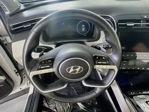 Used 2023 Hyundai Tucson Limited w/ Cargo Package AWD/4WD image 11