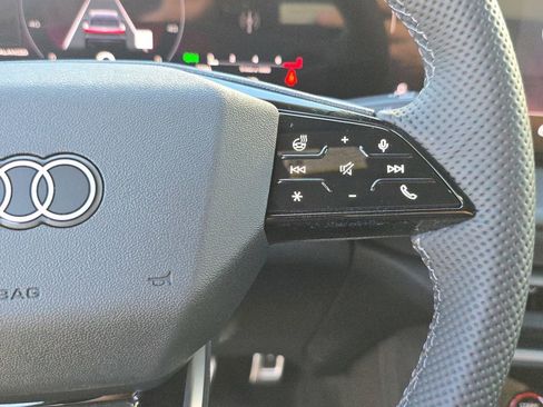 New 2025 Audi SQ5 Premium Plus image 21