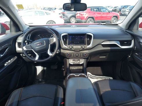 Used 2022 GMC Terrain SLT w/ Elevation Edition image 14