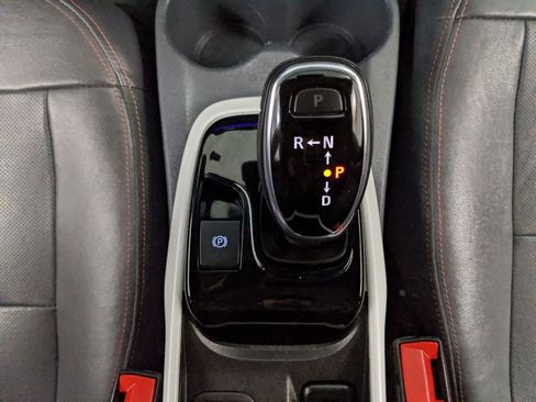 Used 2019 Chevrolet Bolt Premier w/ Infotainment Package image 9