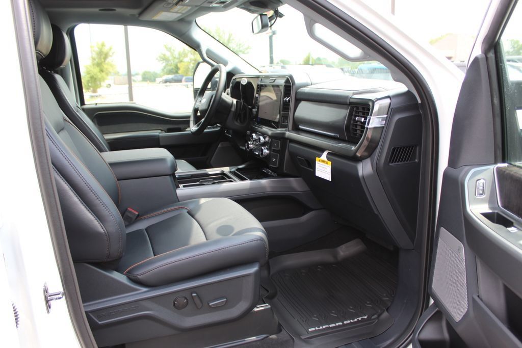 New 2026 Ford F350 Lariat w/ Lariat Ultimate Package AWD/4WD image 12