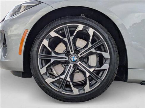 Used 2026 BMW 430i xDrive Coupe w/ Premium Package image 16