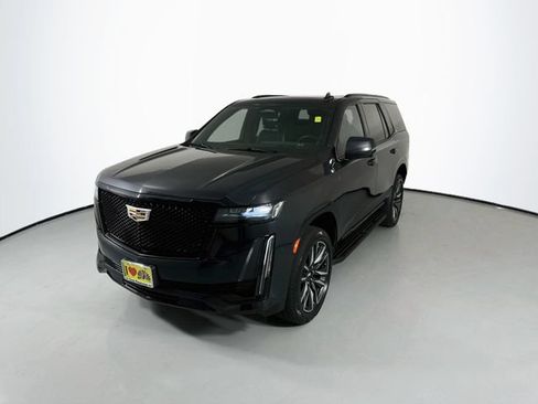 Used 2022 Cadillac Escalade Sport w/ Touring Package RWD image 5