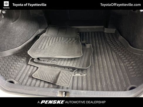 Used 2023 Toyota Camry SE image 10