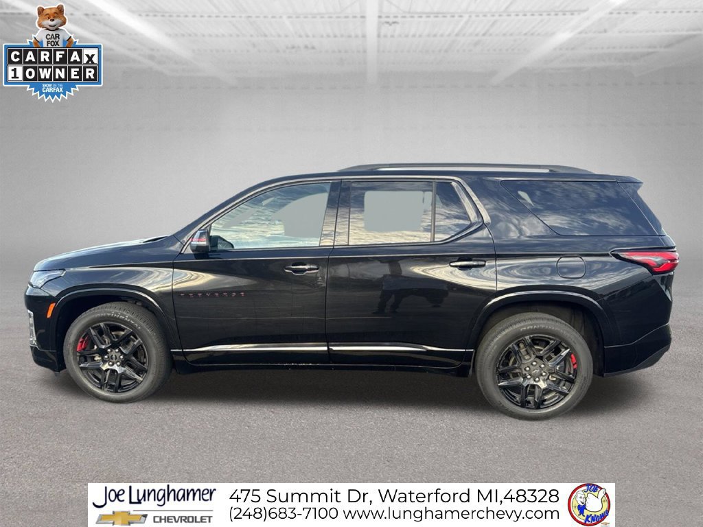 Used 2023 Chevrolet Traverse Premier w/ Redline Edition FWD image 6