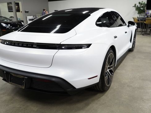 Used 2020 Porsche Taycan 4S w/ Premium Package AWD/4WD image 5