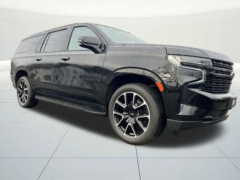 Used 2024 Chevrolet Suburban RST w/ Luxury Package image 6