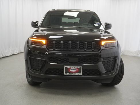 New 2026 Jeep Grand Cherokee L 4WD image 7