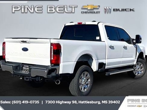 Used 2024 Ford F250 Lariat w/ Chrome Package image 12