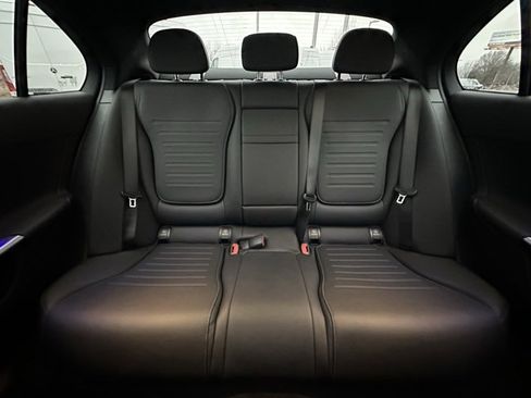 Used 2025 Mercedes-Benz C 300 4MATIC Sedan image 17