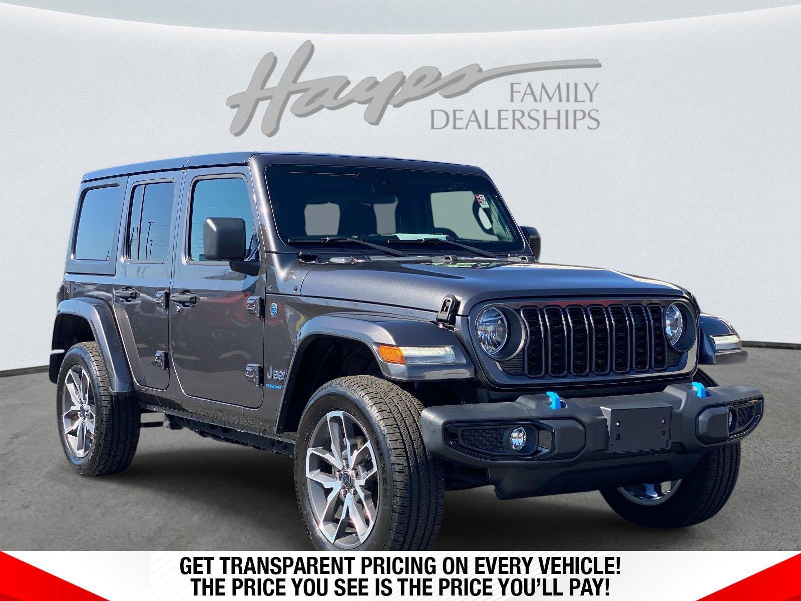 Used 2024 Jeep Wrangler Unlimited w/ Convenience Group AWD/4WD image 1