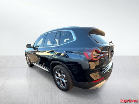 Used 2024 BMW X3 sDrive30i w/ Convenience Package RWD image 3