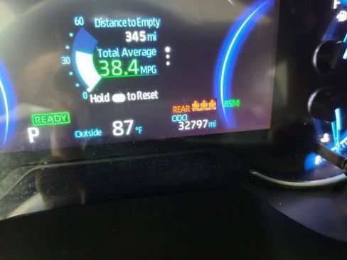 Used 2024 Toyota RAV4 XSE AWD/4WD image 29