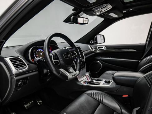 Used 2018 Jeep Grand Cherokee Trackhawk image 34