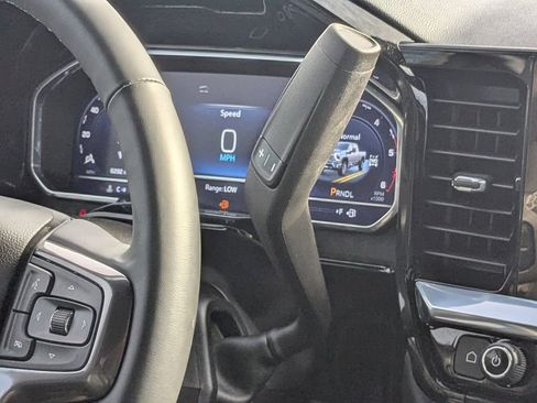 Used 2025 Chevrolet Silverado 2500 High Country w/ High Country Premium Package image 20