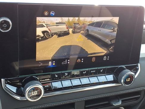 New 2026 Chevrolet Colorado LT image 21