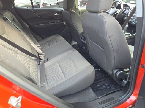 Used 2020 Chevrolet Equinox LT AWD/4WD image 11