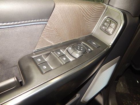 New 2025 Ford F250 Platinum image 16