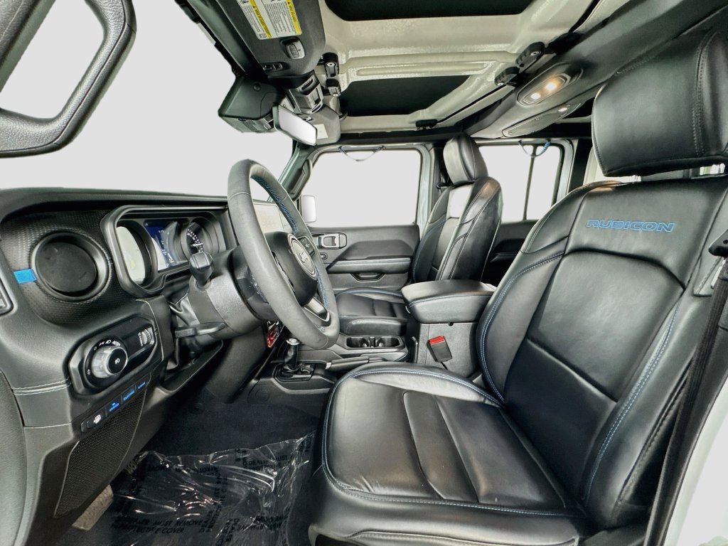 Used 2024 Jeep Wrangler Unlimited Rubicon 4xe AWD/4WD image 15