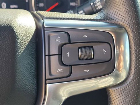 Used 2023 Chevrolet Blazer LT w/ Convenience Package image 15