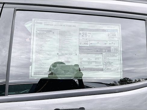 New 2026 Jeep Compass Latitude image 25