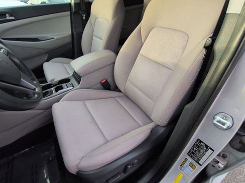 Used 2016 Hyundai Tucson Sport image 16