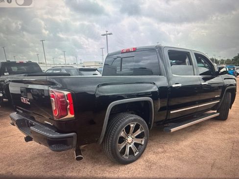 Used 2017 GMC Sierra 1500 Denali AWD/4WD image 2
