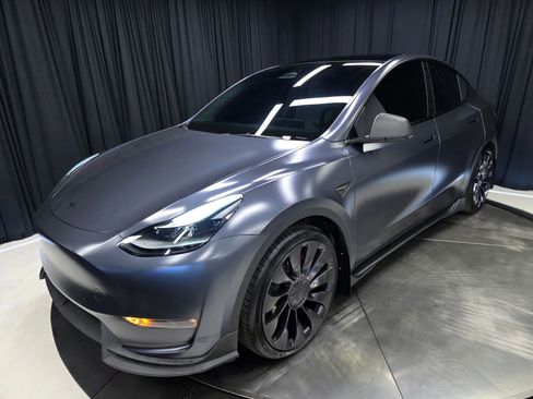 Used 2023 Tesla Model Y Performance AWD/4WD image 49