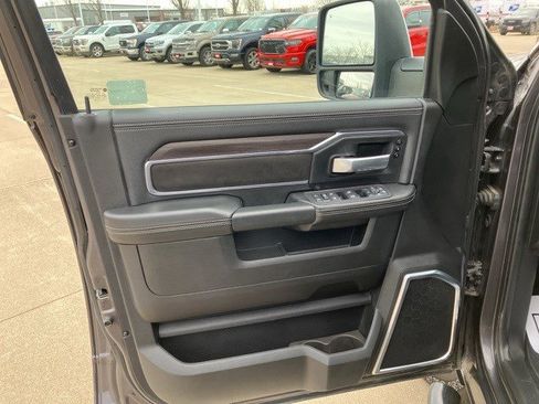 Used 2025 RAM 2500 Laramie image 9