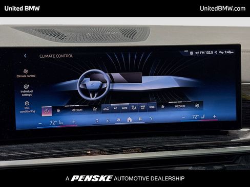 Used 2025 BMW X5 sDrive40i w/ M Sport Package RWD image 11